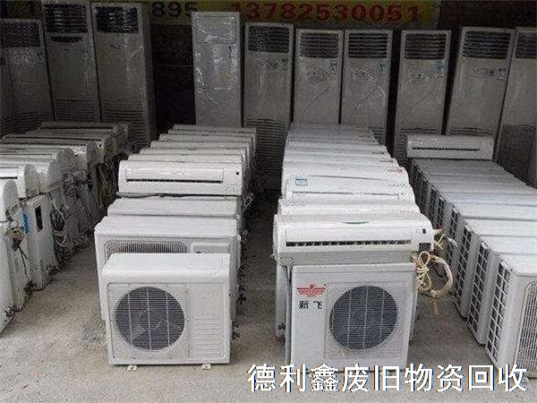 1-200525153A50-L.jpg 1-200525153A50-L.jpg